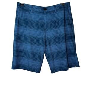 QUIKSILVER 10" Hybrid Shorts 21.5" Outseam in Blue Men's 34" Waist